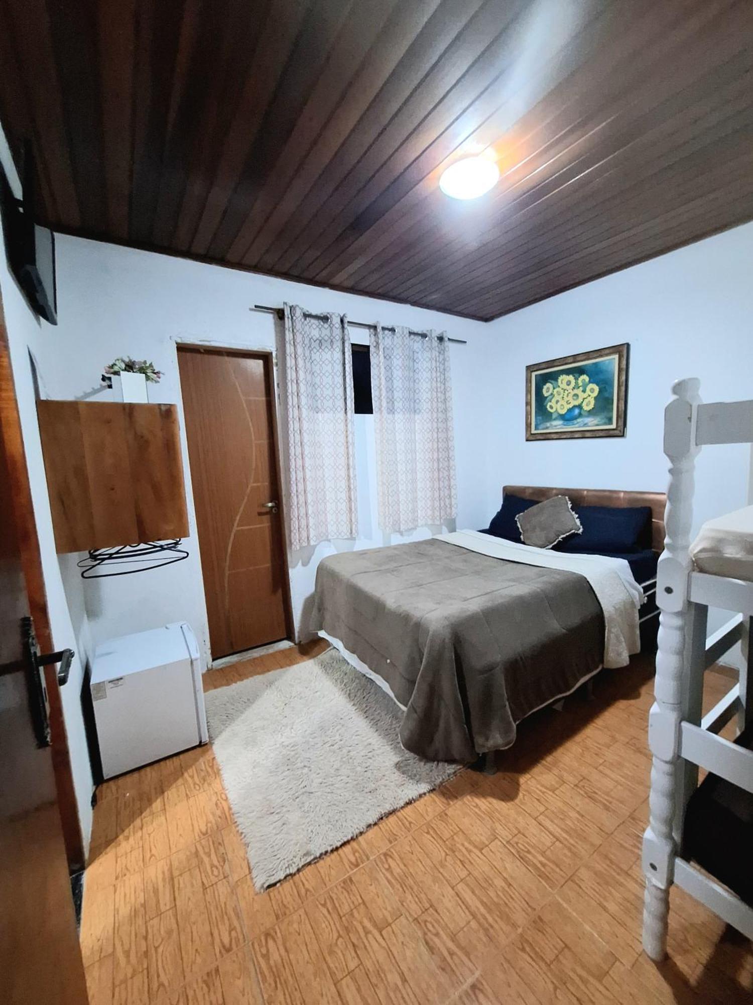 Suite Refúgio da Serra em Campos do Jordão Exterior foto